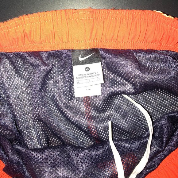 *NEW* Nike Men's Swim Trunks - Picture 3 of 3